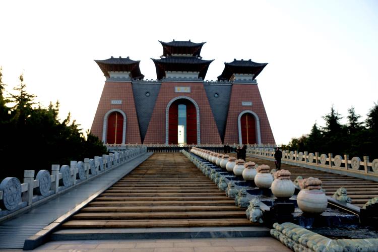 临汾华门,天下第一门.