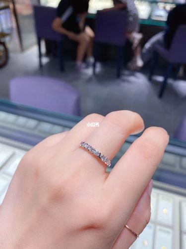 周大福&王薇薇 vera wang love系列钻戒_王薇薇怎么样_周大福怎么