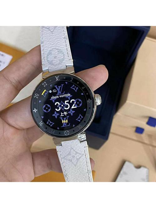 lv路易威登新款二代智能腕表_路易威登怎么样_手表_表带_德基_lv_科技