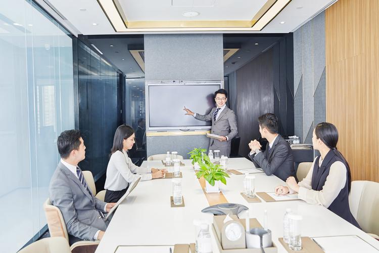 办公室会议真实图片大全办公室开会高清情景图片欣赏