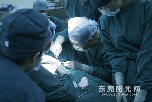 男性假两性畸形:1男性外生殖器型2外生殖器似男非男3睾丸女性化综合征