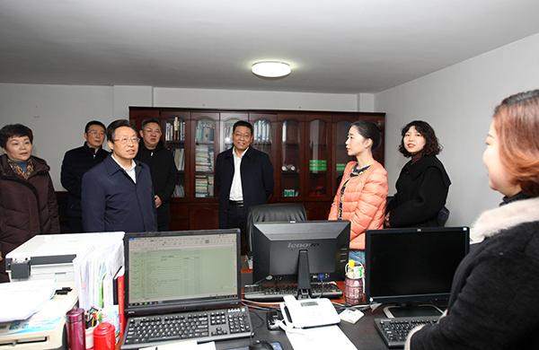 广元新闻网 编辑:蒲刚做深做细做实防控工作全面落实联防联控机制王菲