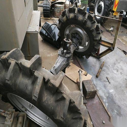出售江苏904p拖拉机原装前桥总成两套 4000元