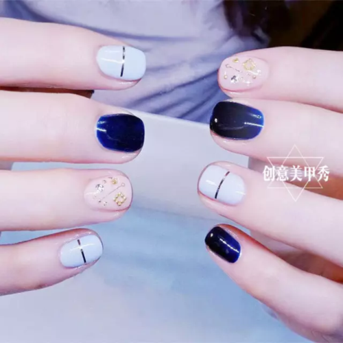 美甲浅蓝色款式图片 黑色美甲图片2020款式(2)