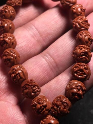 龙纹核桃十八罗汉包浆图片