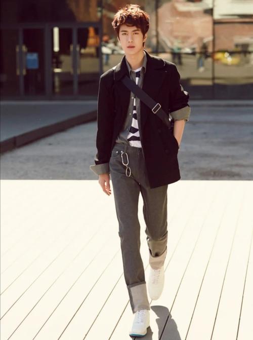 盘点身高一米八以上的90后男明星,刘宇宁排第一,哪位是你的最爱?