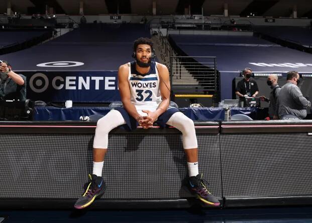 唐斯因为得新冠一度瘦了45斤