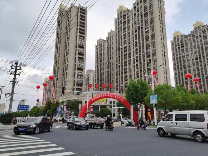 6月19日,万众期盼下 奥体新城·御府21#楼盛大开盘 作为海安城南