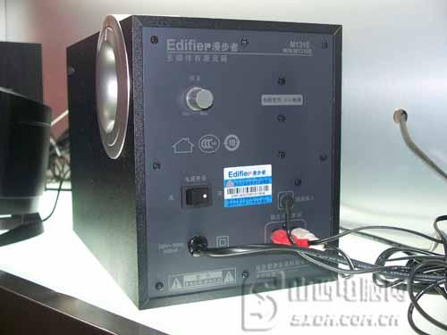 精美线控漫步者m1310音箱配耳机插孔