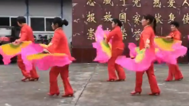 扇子广场舞视频集锦,轻盈柔美的步伐,简单易学又好看!