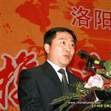 刘宝山的个人简介 单位:洛阳宇通汽车有限公司 职务:董事长 简介