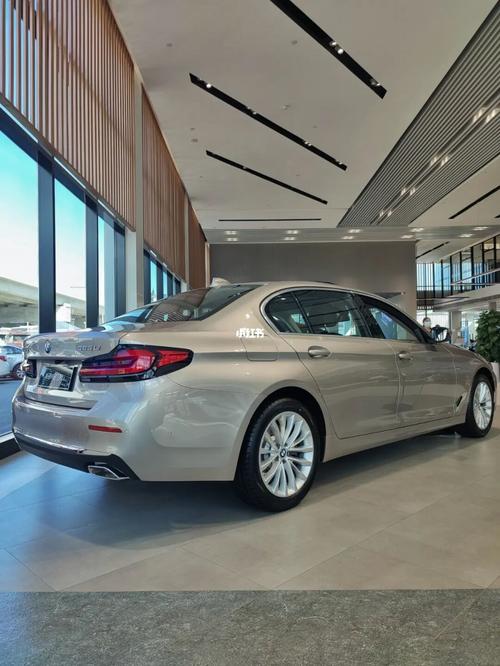 新bmw 5系 | 开士米银现车实拍99_宝马怎么样_珠海锦泰宝汇汽车销售