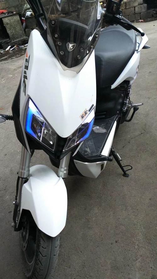雅迪电瓶车x5