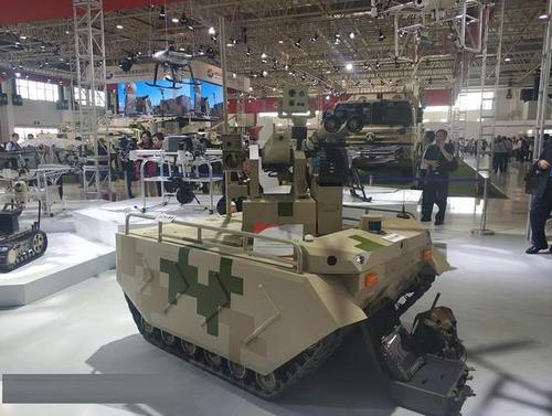 比如北方工业对外推出的就有120公斤的锐爪1小型无人战斗车和1吨级的