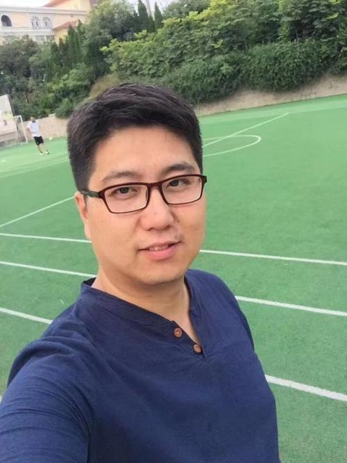 青大附中高中我的教育故事傅巍给海豹一片海洋