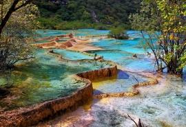 人间瑶池四川黄龙彩池风光高清电脑桌面主题壁纸