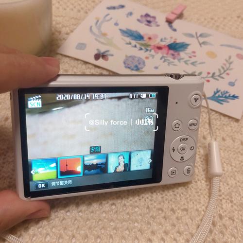 三星st150f白色奶油相机鸭～乖乖_相机_三星怎么样_相框_内存卡_充电