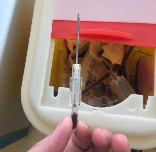 同时,献血后确实存在有个别不良反应,但产生不良反应的原因却与献血无