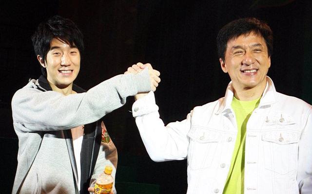 成龙自我反省 称要帮儿子房祖名出唱片演电影