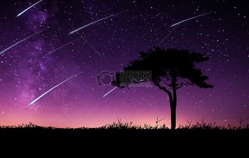 夜晚的流星雨