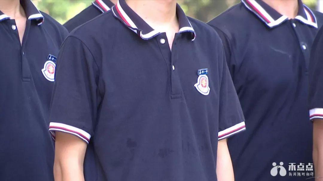 嘉兴一中,秀州中学全体新生投票,只为选出._校服