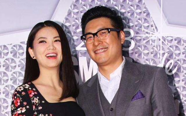 李湘高调带新男朋友进酒店,王岳伦是被陷害的,王诗龄反应令人心酸