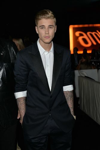 justin bieber正装