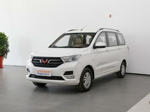 2019宏光s多少钱一辆五菱宏光s1新车2019