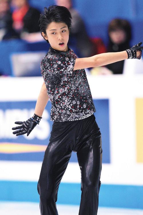 2009/12   岁,花样滑冰大奖赛青少年组总决赛,短节目《碟中谍 2》