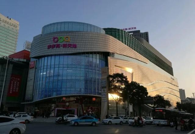 岳阳:高铁新城的步步高为何选择了邓婆桥?