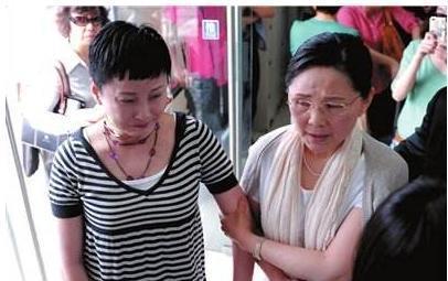 原创2年前苏越死于狱中,遗孀安雯几度崩溃,险被丈夫的千万债务压垮