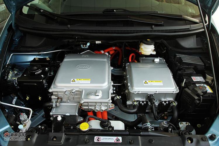 图片说明:比亚迪e6 cvt纯电动车发动机悬架