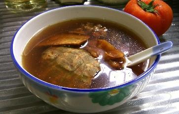 土茯苓煲龟汤的辅料