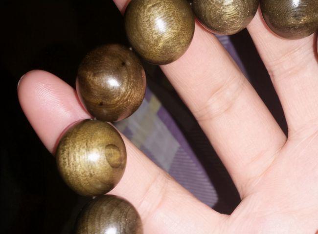 湖北一老农意外发现祖宅是金丝楠木打造,价值8亿,后来