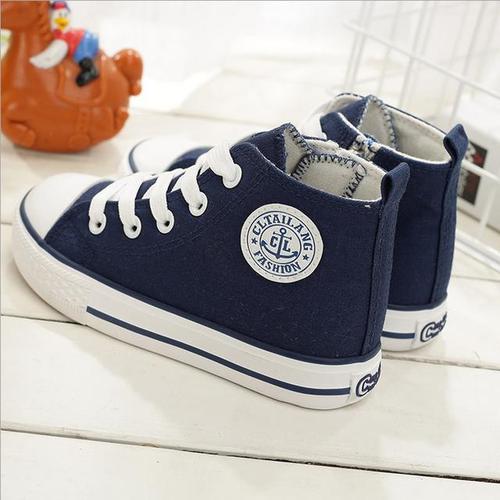 高帮儿童帆布鞋