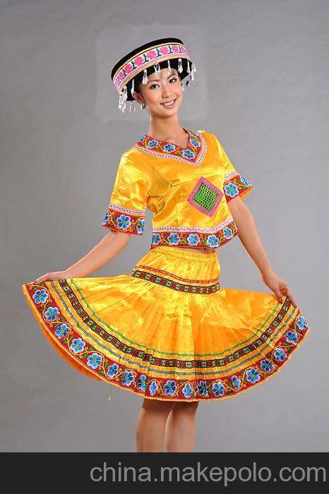 新款特价少数民族彝族苗族舞蹈演出服装舞台民族歌舞表演服饰女装