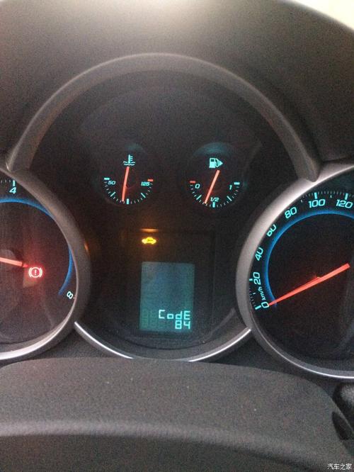 经典科鲁兹亮维修灯