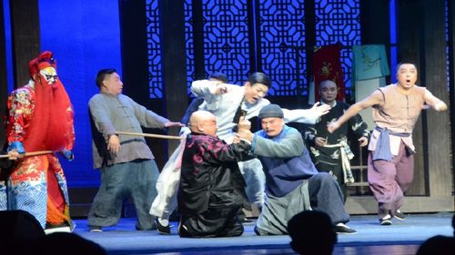 西安易俗社演出秦腔现代戏《易俗社》剧照
