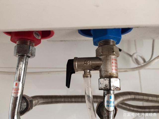 电热水器防止内胆爆炸事故的发生-泄压阀不可缺少