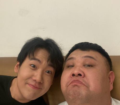 孙越晒出郭麒麟"黑照",郭麒麟素颜照颜值"崩塌"