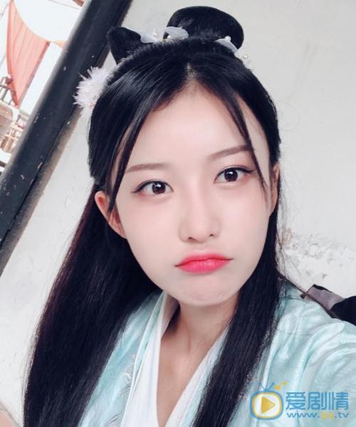 余梦寒个人资料