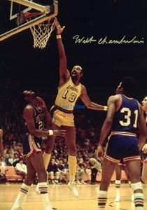 wilt chamberlain 威尔特.张伯伦 签名 照片