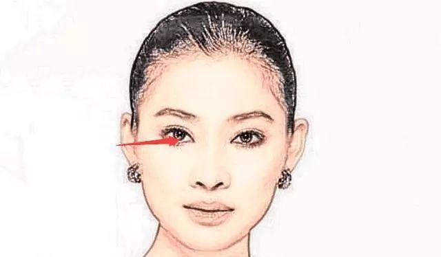 女人长期手淫的面相特征纵欲过度的女人面相有哪些特征