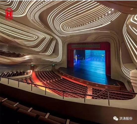 梅溪湖大剧院惊艳亮相 "大剧院"专业户洪涛装饰再添佳作