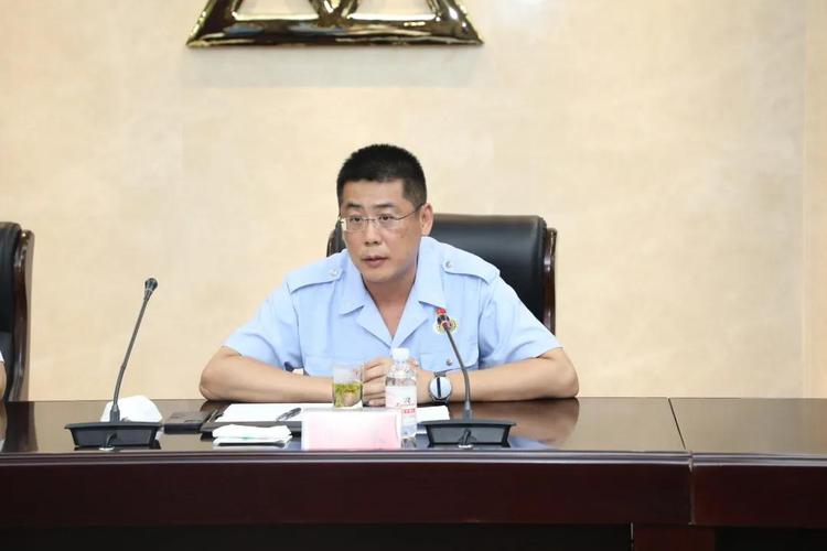 威海市市委书记张海波到三角轮胎调研