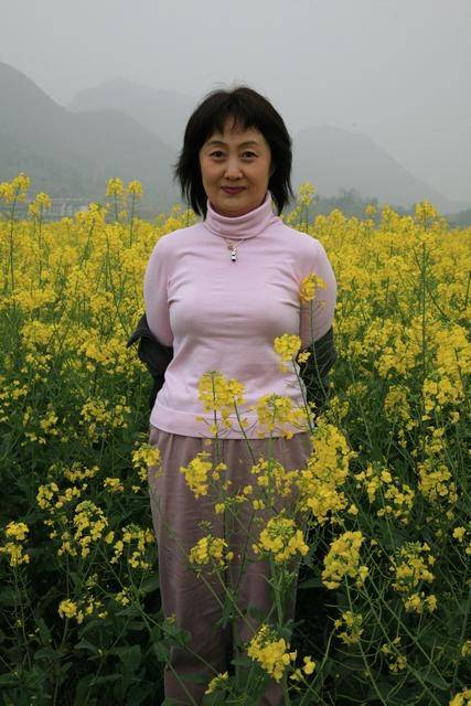 55岁坚决要离婚的女人:婚姻太冷,余生我想温暖地活着