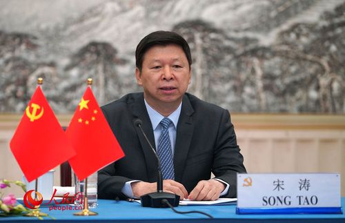 中共中央对外联络部部长宋涛致辞 (人民网记者张桂贵/摄)