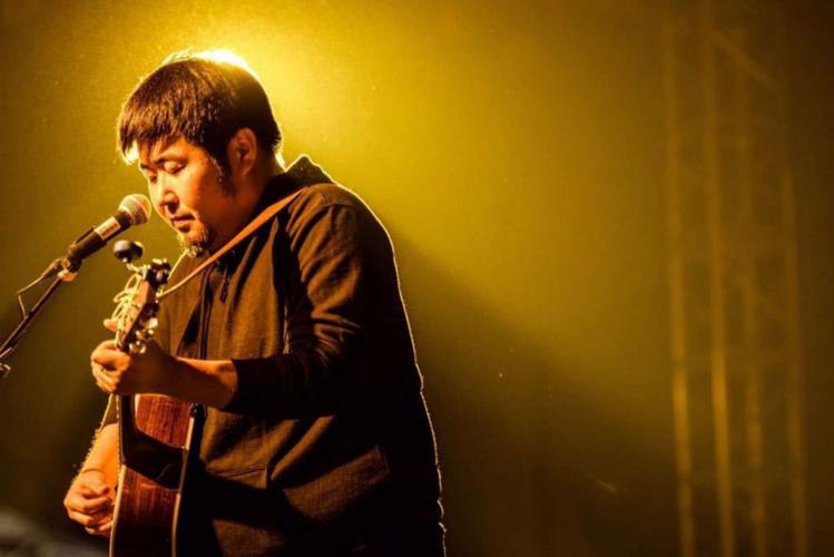 因为好像是宋冬野《鸽子》里面的鸽子