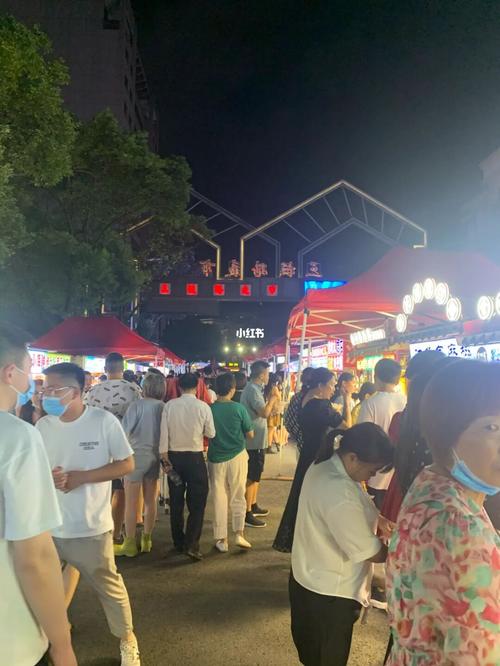 义乌宾王夜市 也叫三挺路夜市_景点_夜市_宾王夜市_出行_人文风光展示
