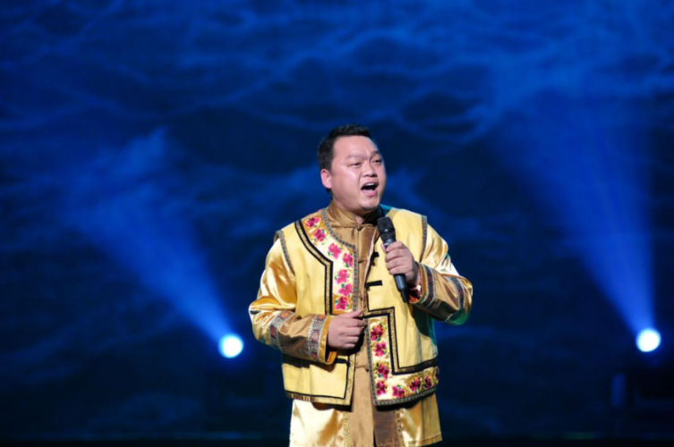 "西部歌王"高保利车祸去世,龚琳娜悼念写错名字,王凯写错年纪